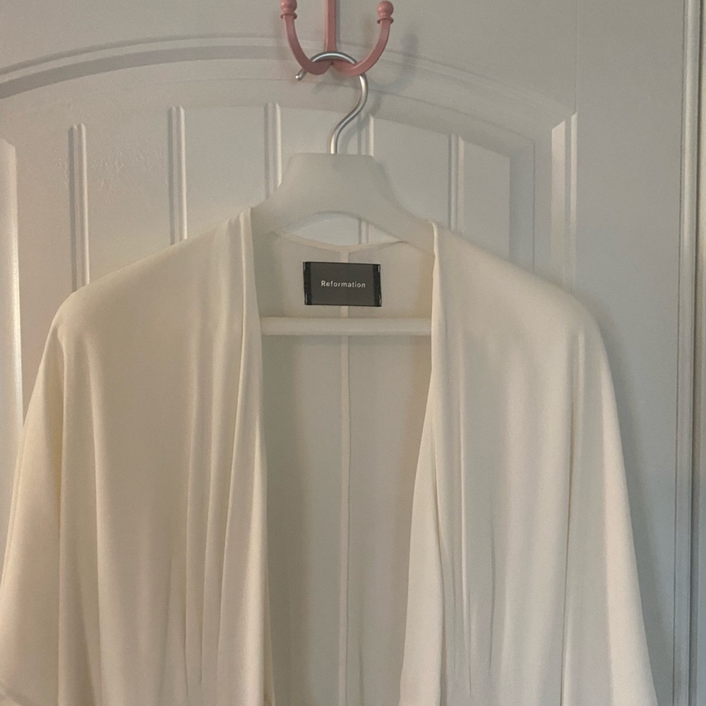 Reformation Winslow Wrap Dress in Ivory — Size L - Picture 3 of 9